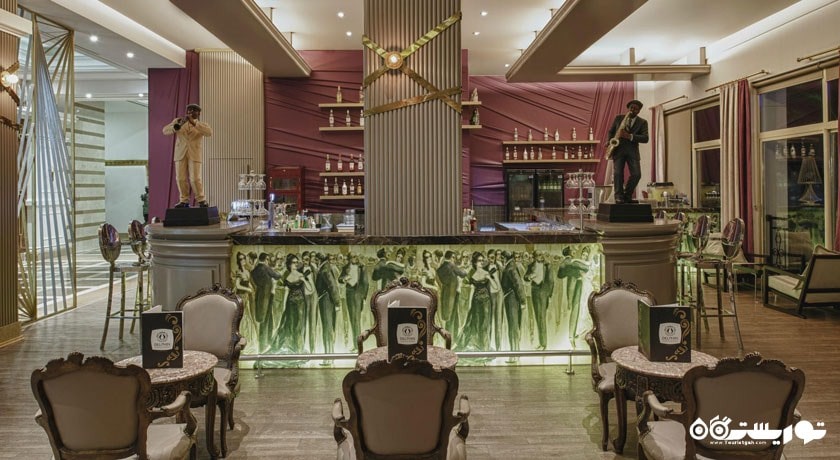 نمایی از بار هتل